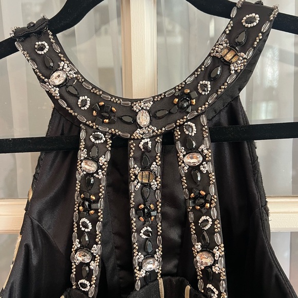 Beautiful Beaded SZ 2 Sue Wong Noturne Halter Cocktail Dress - Picture 3 of 6